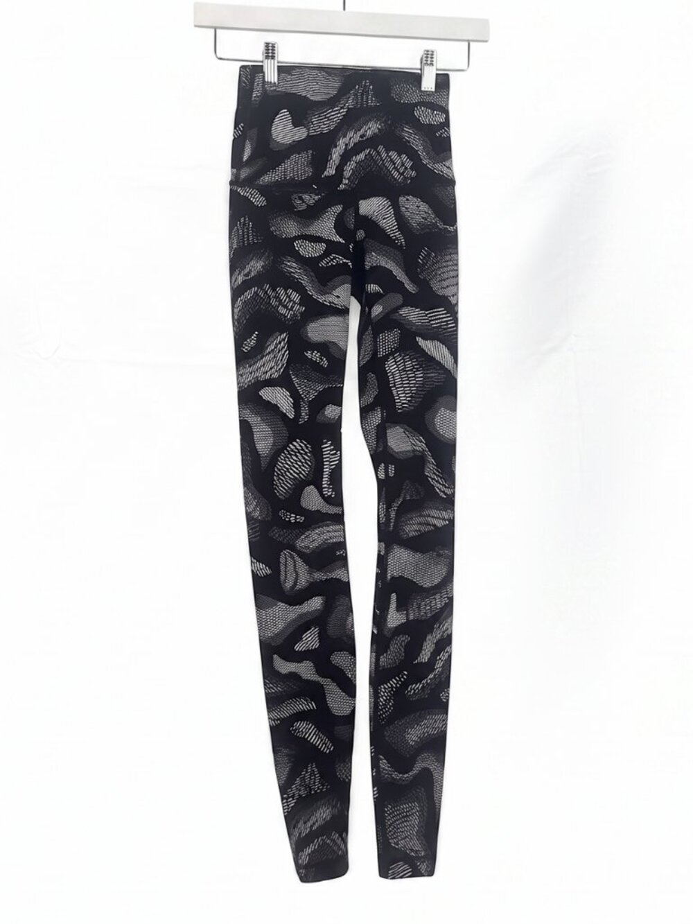 Lululemon Wunder Under Pant (Hi-Rise) Warp Ice Greu Black | Size 2